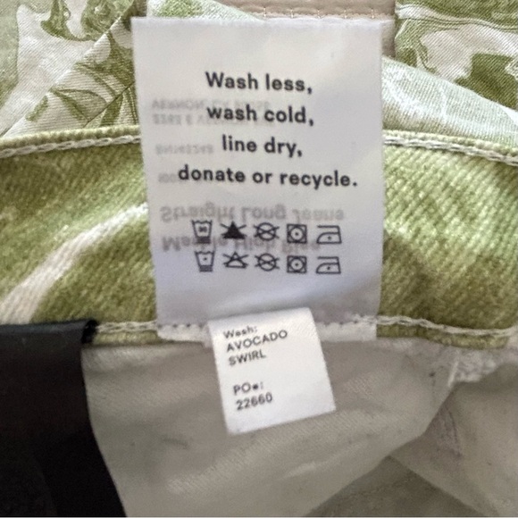 Reformation Women’s Marble High Waisted Straight
Leg Jeans in Avocado Swirl, 27 - Picture 12 of 14